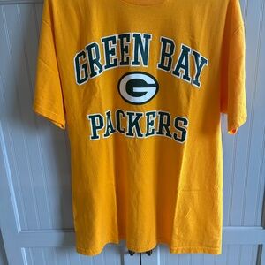 Green Bay Packers t shirt size large